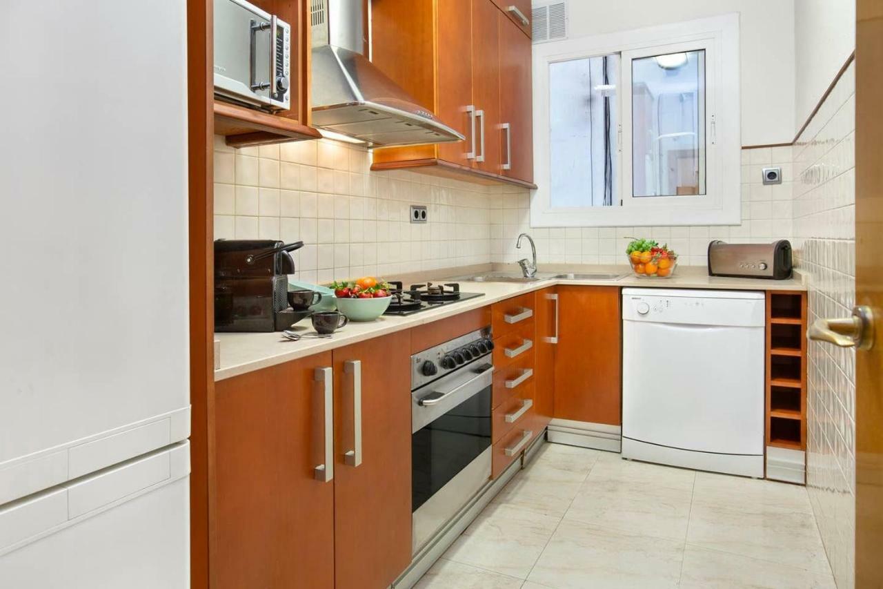 Stay U-Nique Apartments Provenca Барселона Екстериор снимка