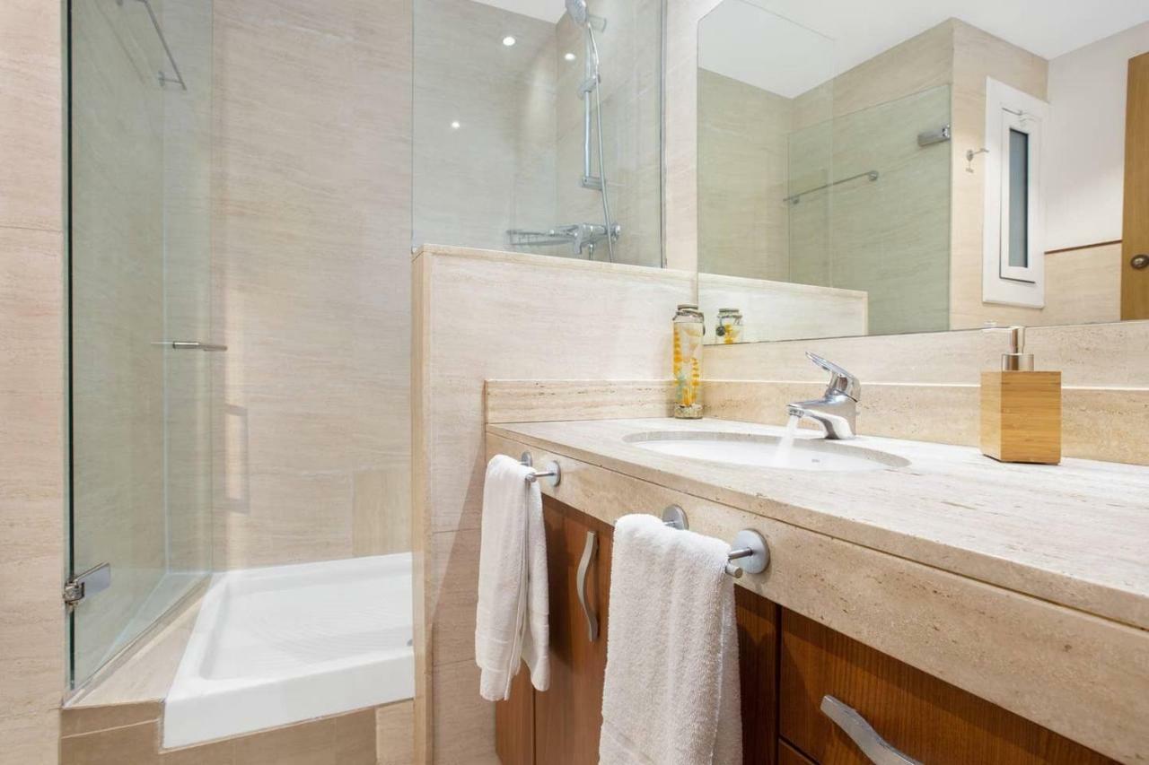 Stay U-Nique Apartments Provenca Барселона Екстериор снимка
